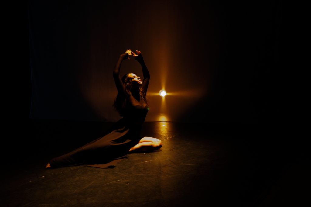 Bleu(s) — Spectacle immersif, Théâtre et scénographie engagée, vue 20