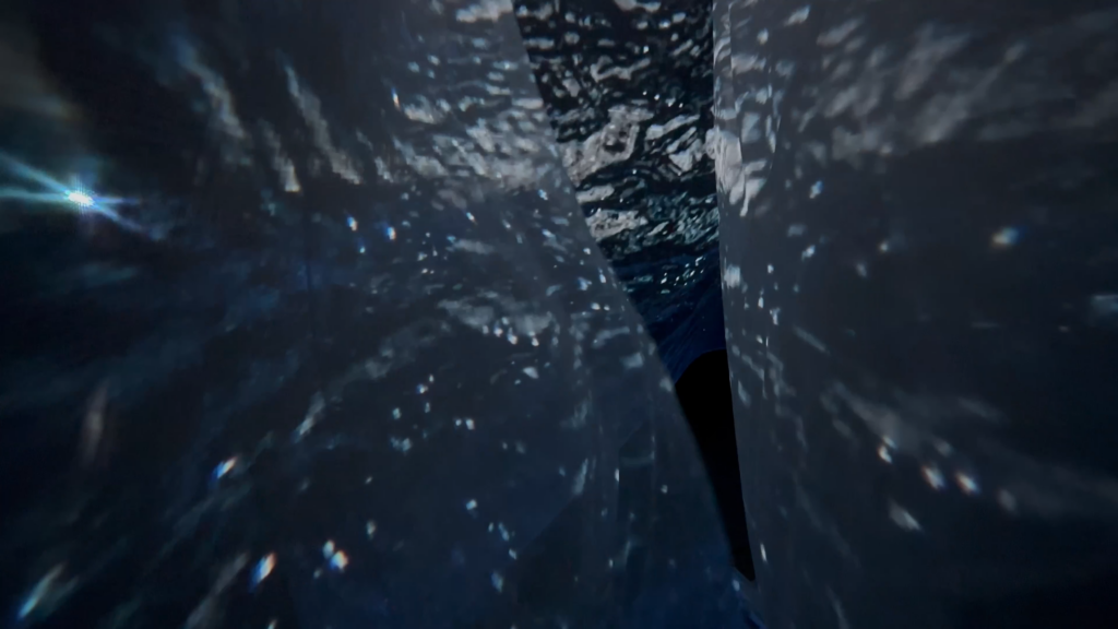 Prototype de projection sur des formes évoquant l’océan