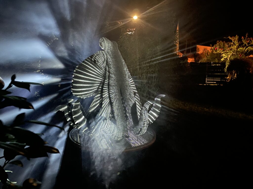 Donner une présence nouvelle au vivant marin — Mapping vidéo sur des sculptures marines, vue 3